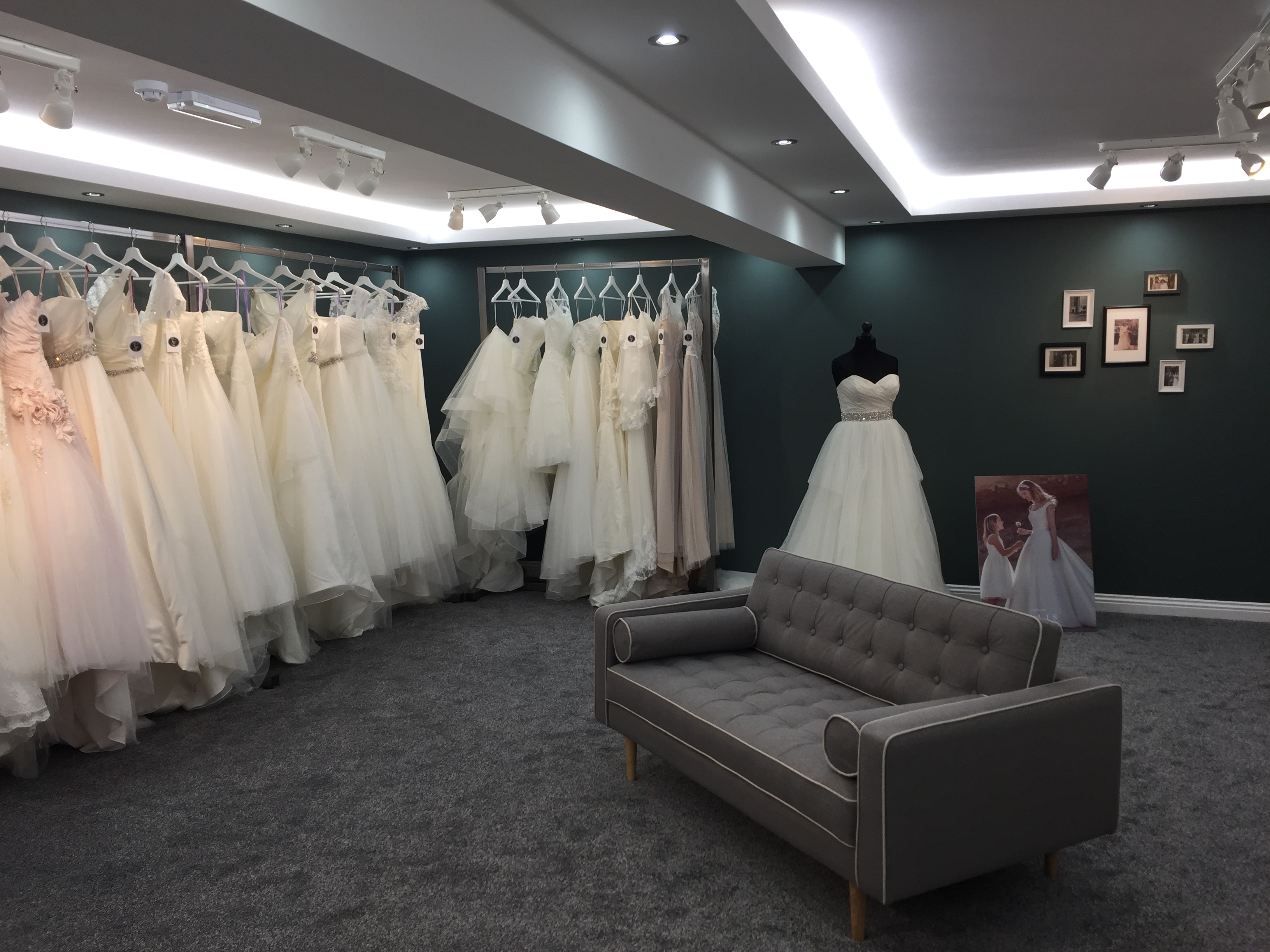Bridal Shop Mansfield Over 100 Wedding Dresses The Wedding HQ
