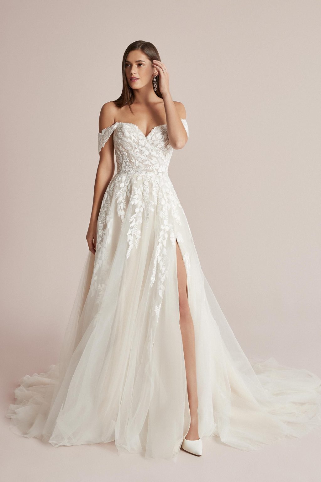 detachable train wedding skirt